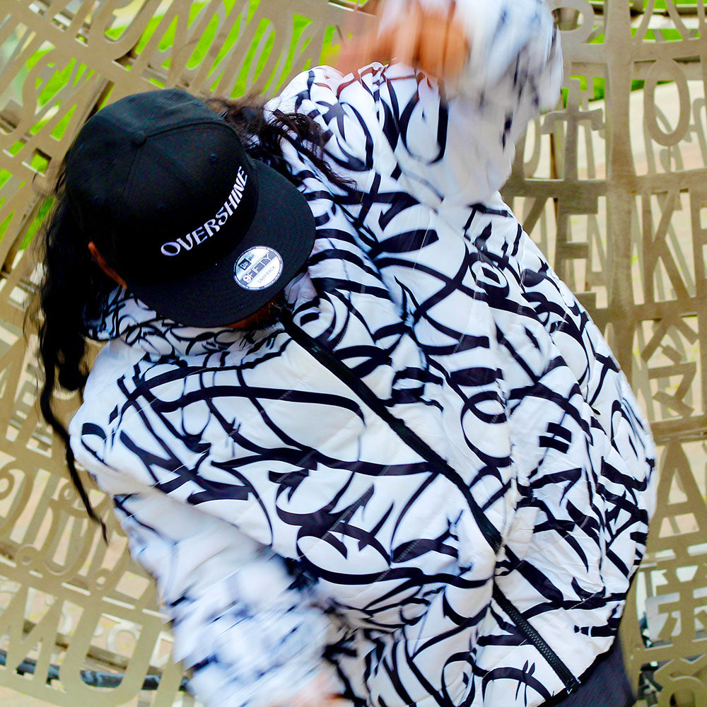 BAY CONNECT PUFFER JACKET (BLACK OVER WHITE)