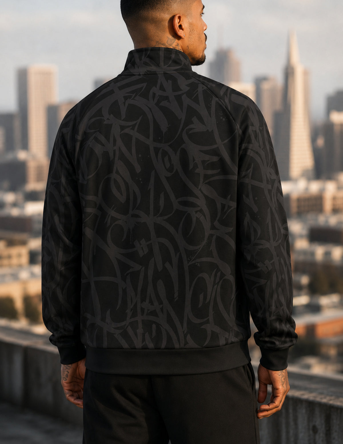 Bay Connection Black Black Collar with Raglan Sleeve Jacket 001