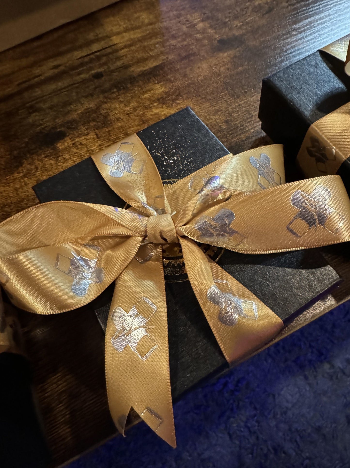 Custom (NamePlate) Jewelry